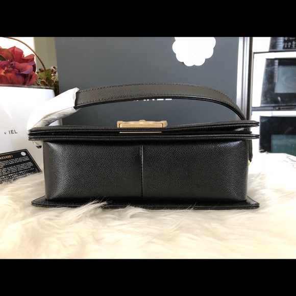 New Chanel caviar boy bag gold hw old medium - Picture 3 of 8